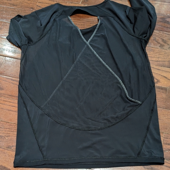 Lululemon If you're lucky long sleeve - size 4 - - Picture 11 of 11